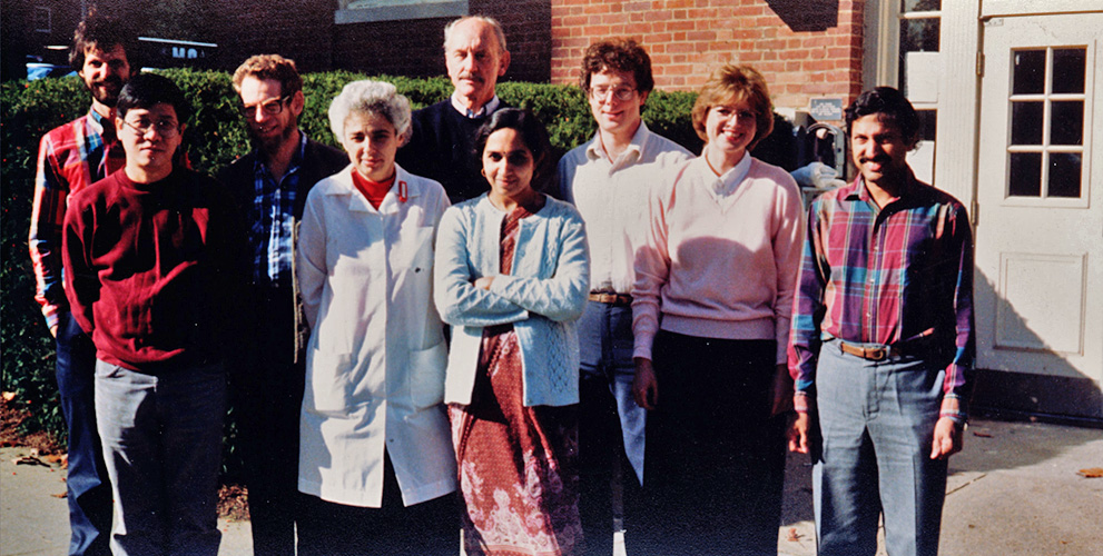 1987 Davies lab personnel, outside Building 2